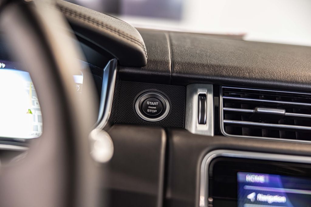 2022 Land Rover Range Rover Westminster