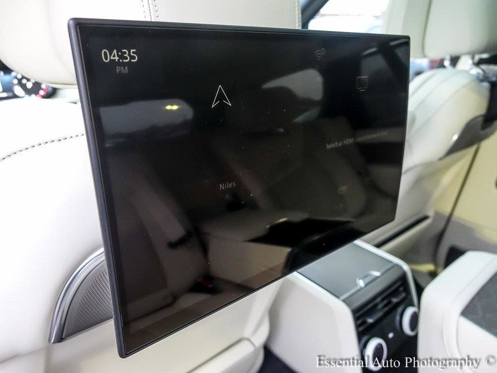 2025 Land Rover Range Rover SV LWB