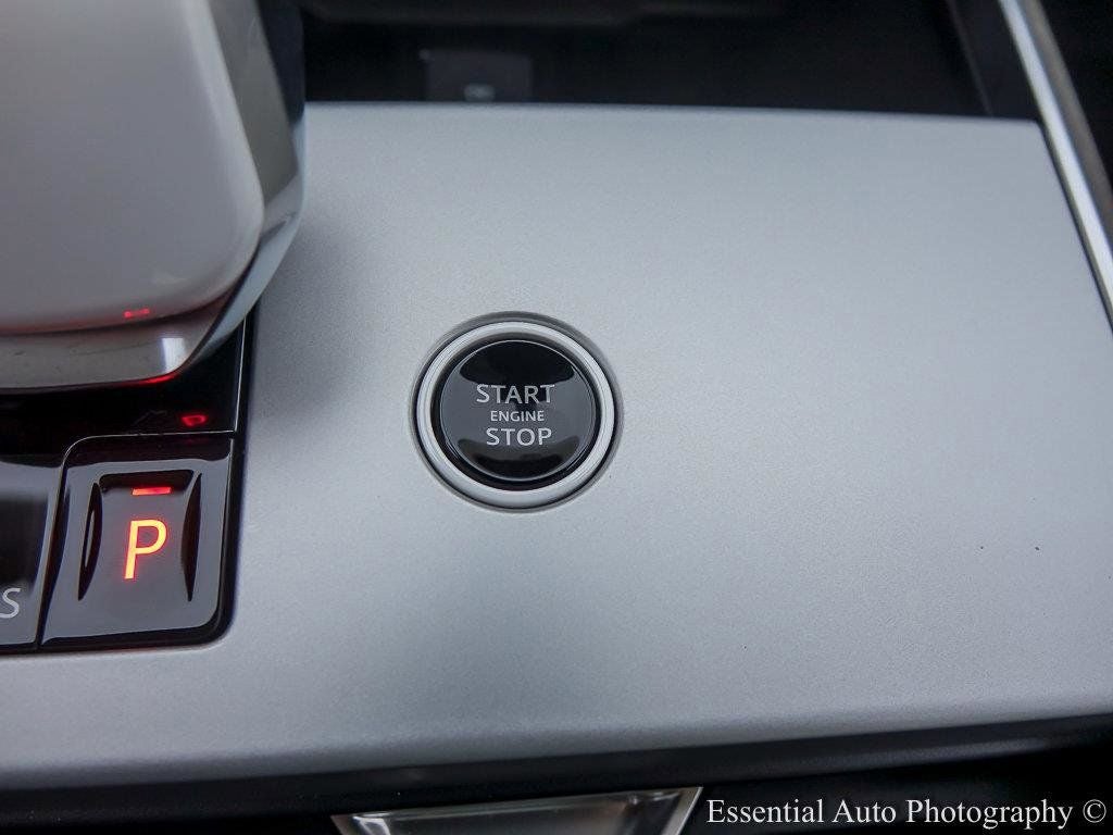 2025 Land Rover Range Rover SV LWB