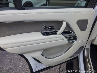 2025 Land Rover Range Rover SV LWB