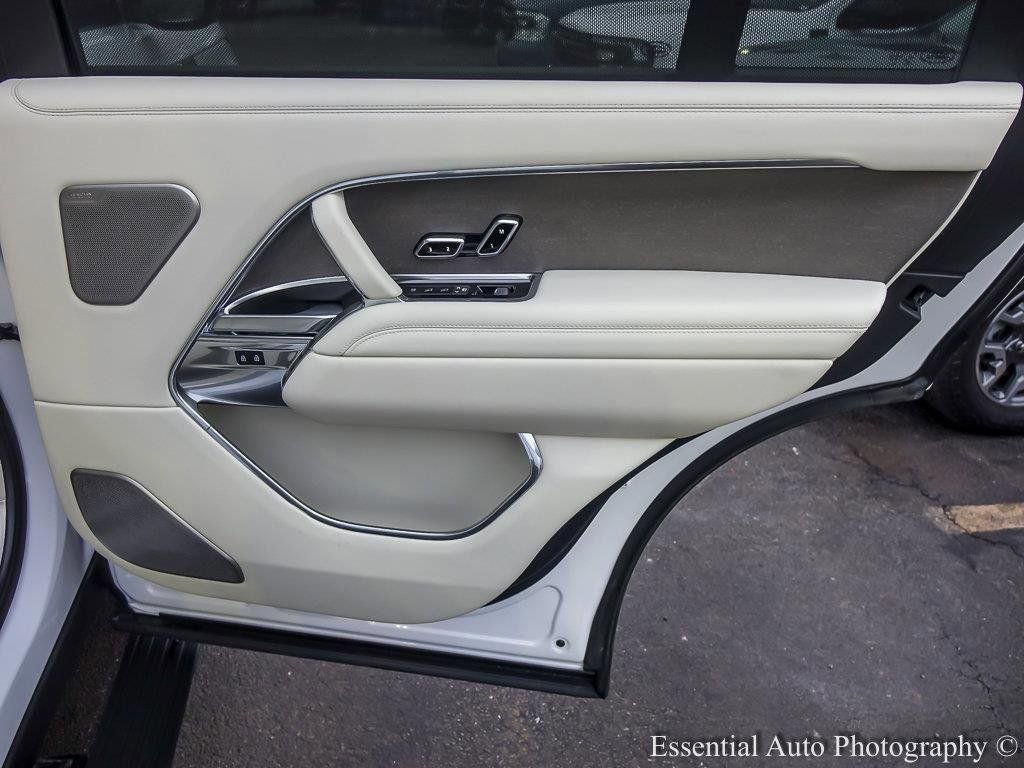 2025 Land Rover Range Rover SV LWB