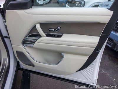 2025 Land Rover Range Rover SV LWB