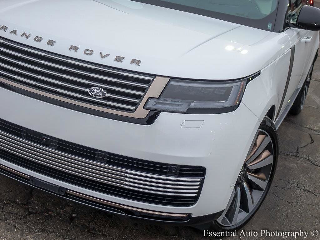 2025 Land Rover Range Rover SV LWB