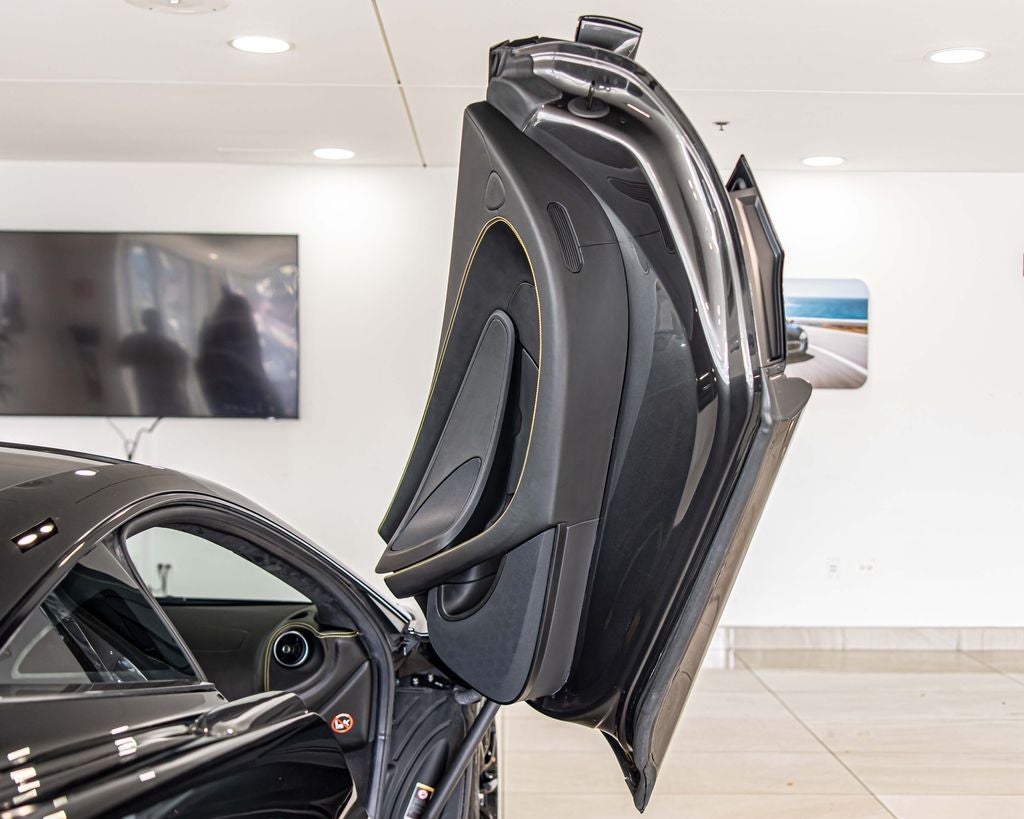 2019 McLaren 570S Base