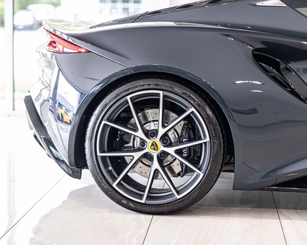 2024 Lotus Emira V6