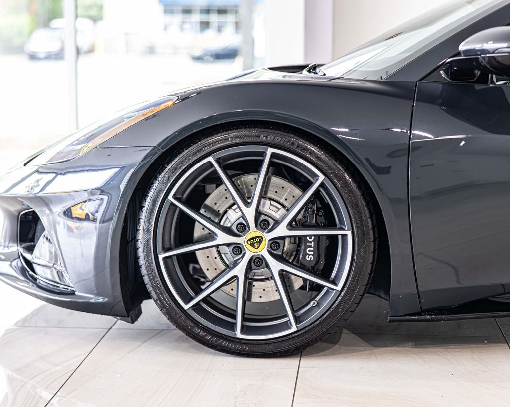 2024 Lotus Emira V6