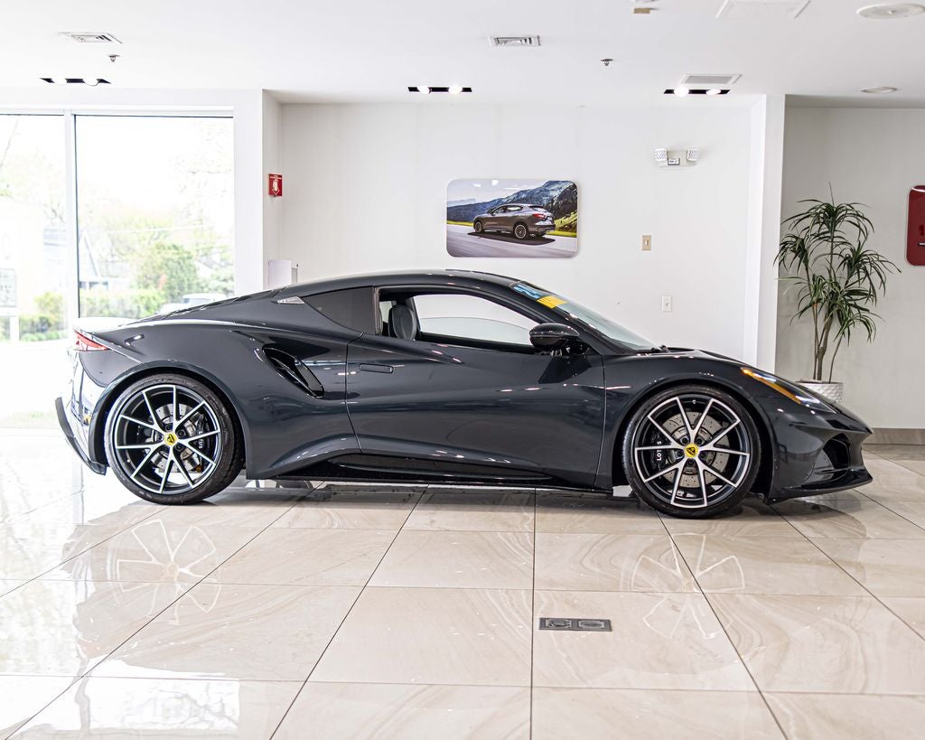 2024 Lotus Emira V6