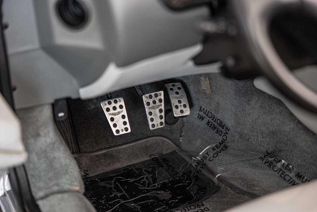 2002 Aston Martin DB7 Vantage Volante