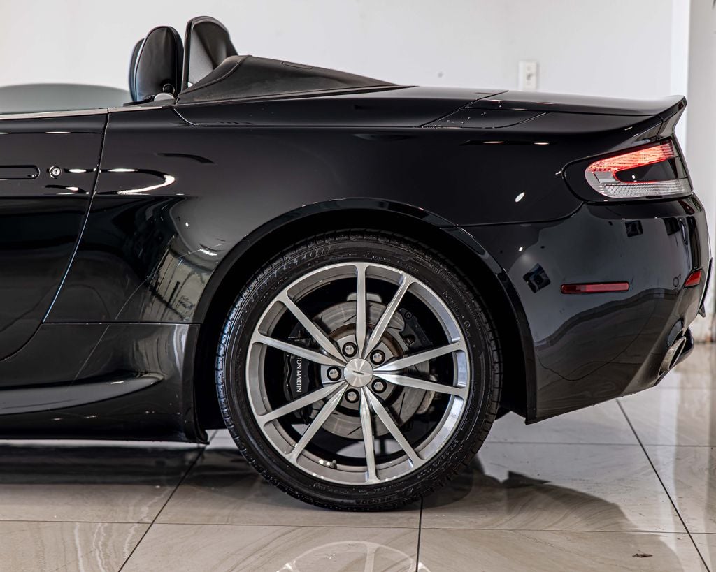 2010 Aston Martin V8 Vantage Base