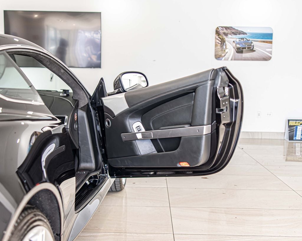 2013 Aston Martin DB9 Base