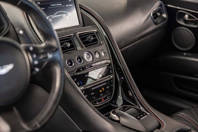 2018 Aston Martin DB11 Base V12