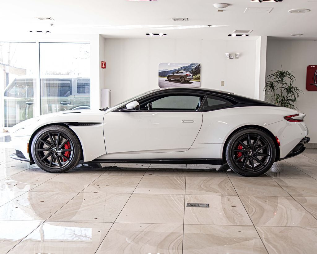 2018 Aston Martin DB11 Base V12