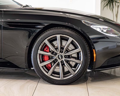 2018 Aston Martin DB11 Base