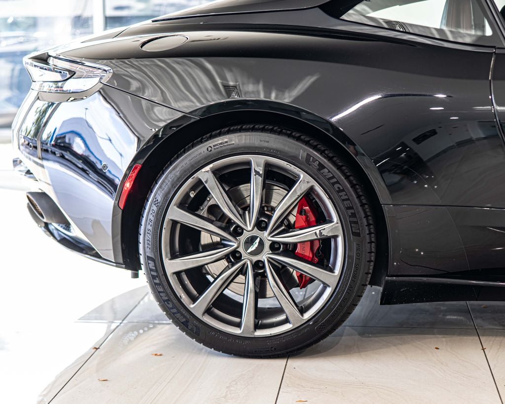 2018 Aston Martin DB11 Base