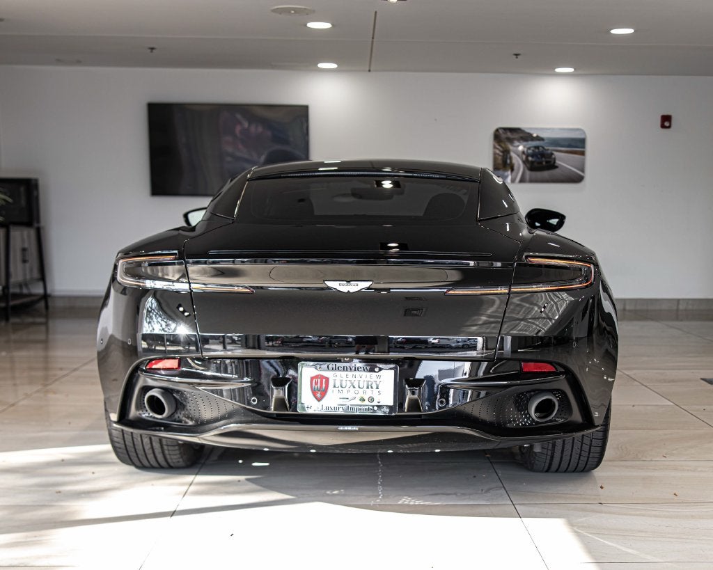 2018 Aston Martin DB11 Base