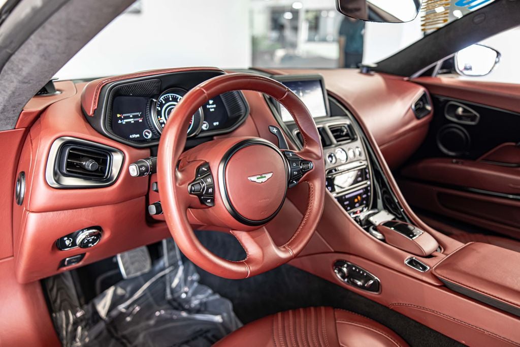 2018 Aston Martin DB11 Base