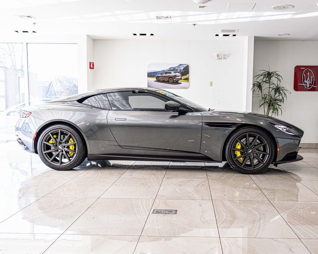 2020 Aston Martin DB11 Base