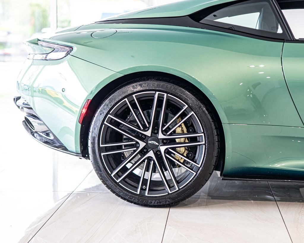 2025 Aston Martin DB12 DB12