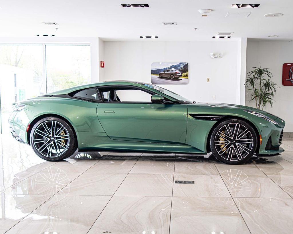 2025 Aston Martin DB12 DB12