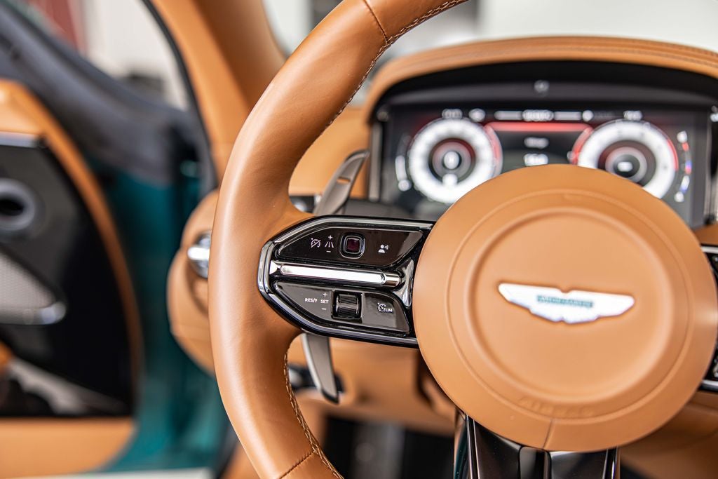 2025 Aston Martin DB12 Volante