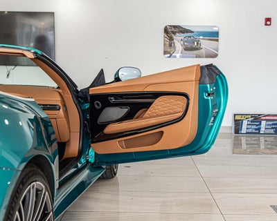 2025 Aston Martin DB12 Volante