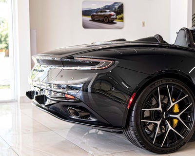 2025 Aston Martin DB12 Volante