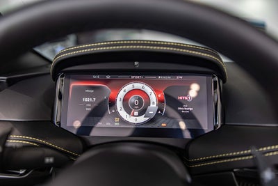 2025 Aston Martin DB12 Volante