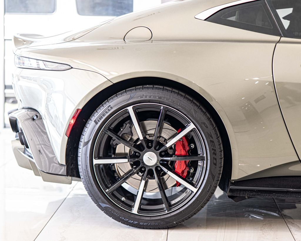 2023 Aston Martin Vantage Base
