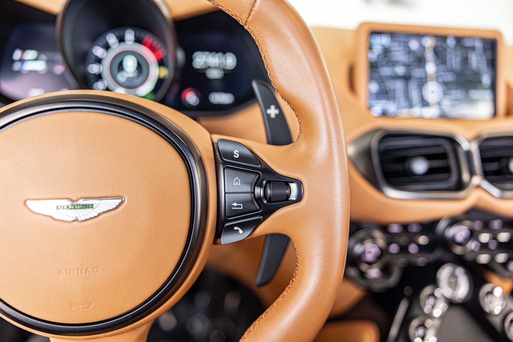 2023 Aston Martin Vantage Base