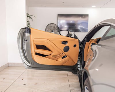 2023 Aston Martin Vantage Base