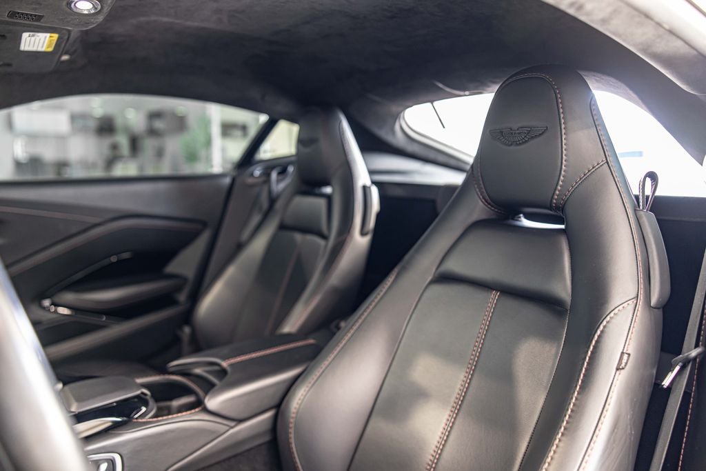 2019 Aston Martin Vantage Base