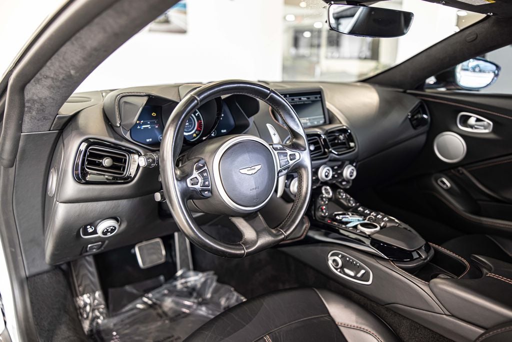 2019 Aston Martin Vantage Base