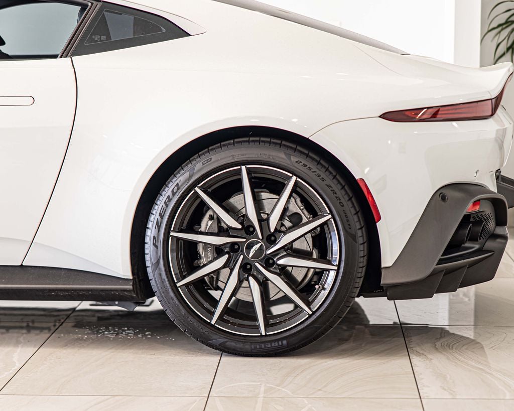 2019 Aston Martin Vantage Base