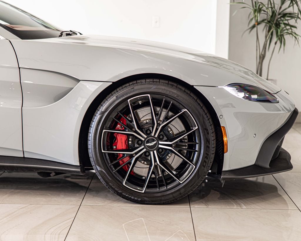 2023 Aston Martin Vantage v8