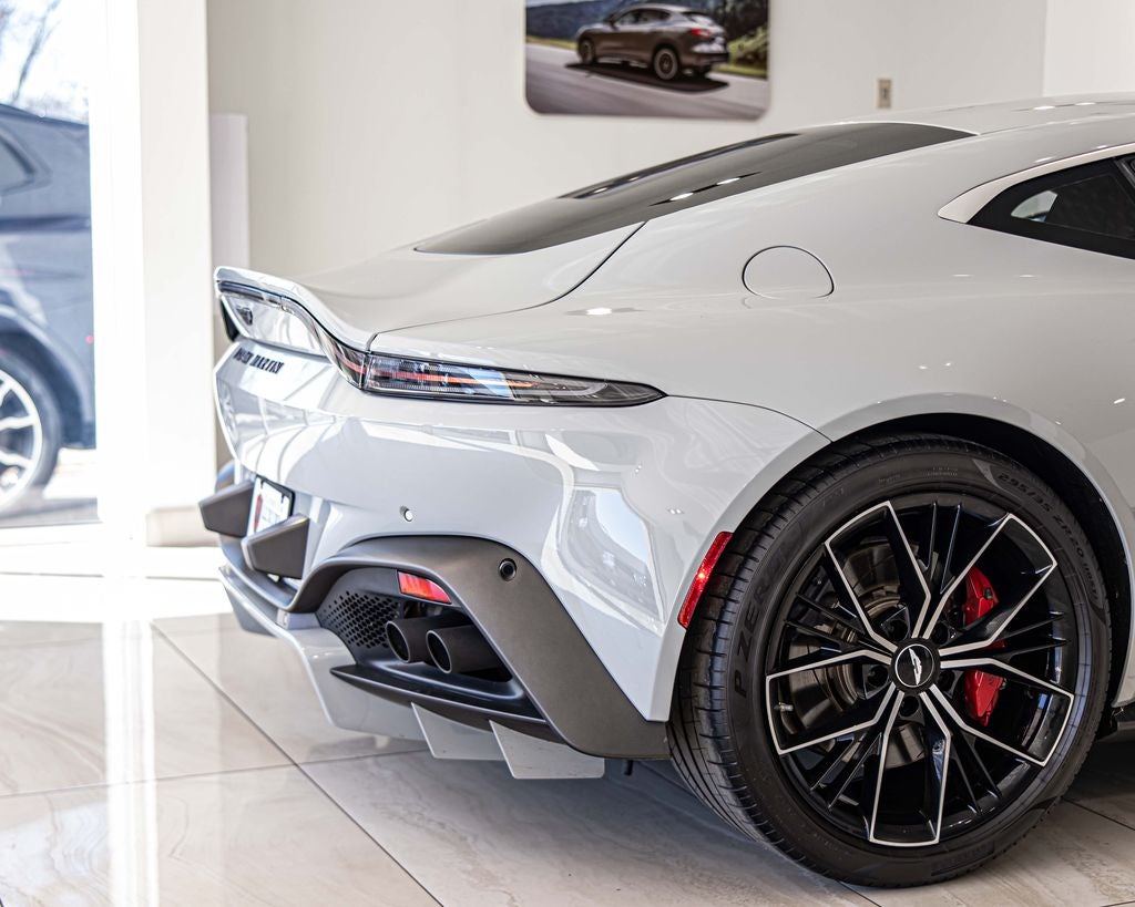 2023 Aston Martin Vantage v8
