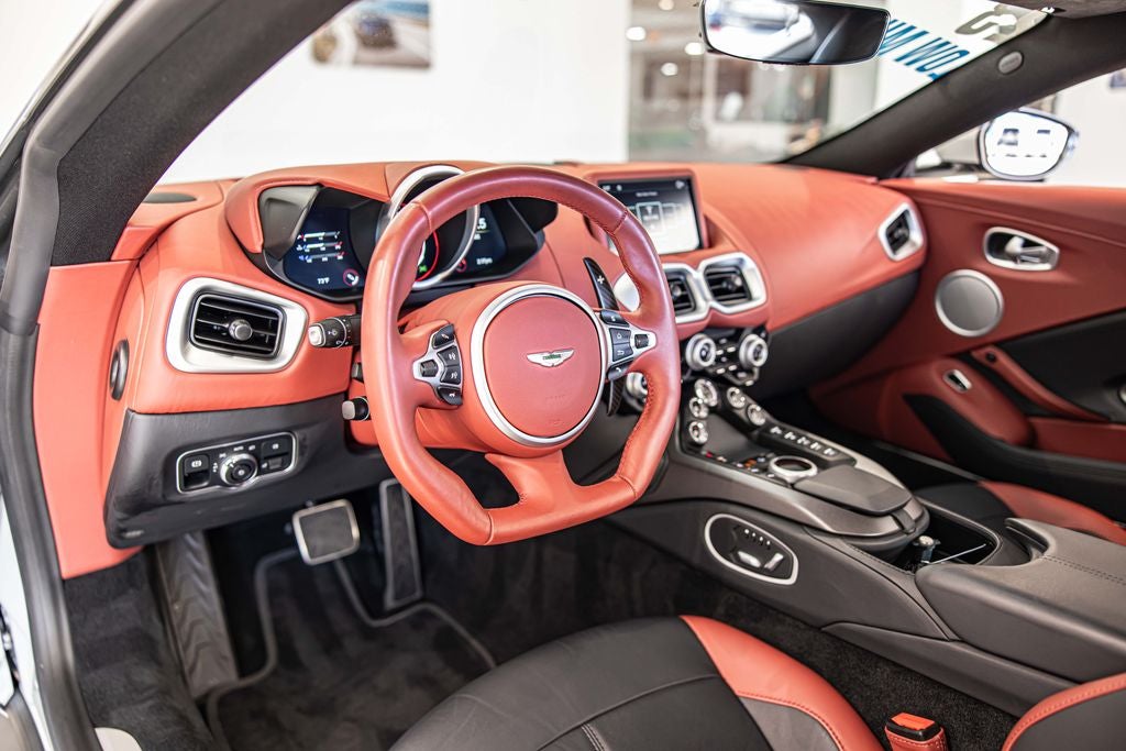 2023 Aston Martin Vantage v8