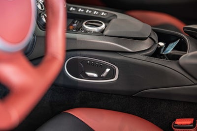 2023 Aston Martin Vantage v8