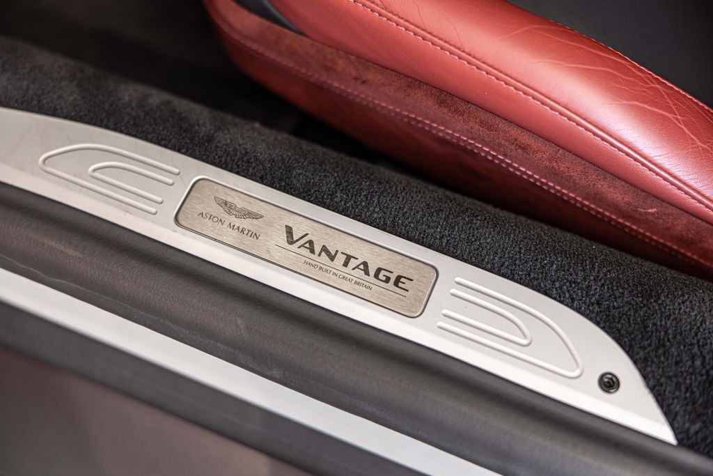 2023 Aston Martin Vantage v8