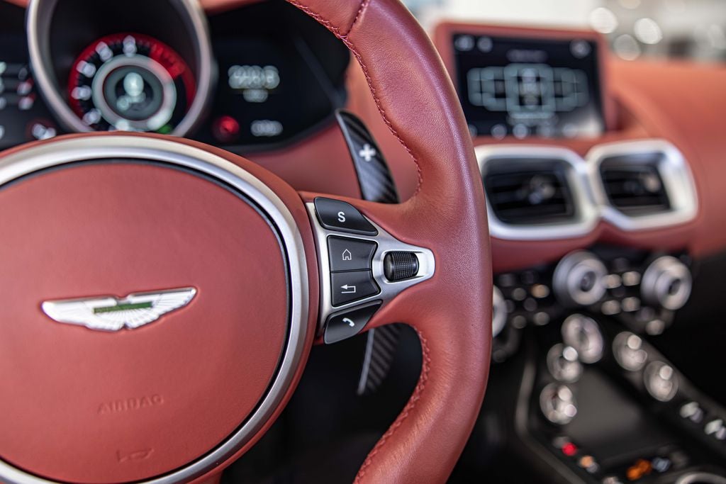 2023 Aston Martin Vantage v8