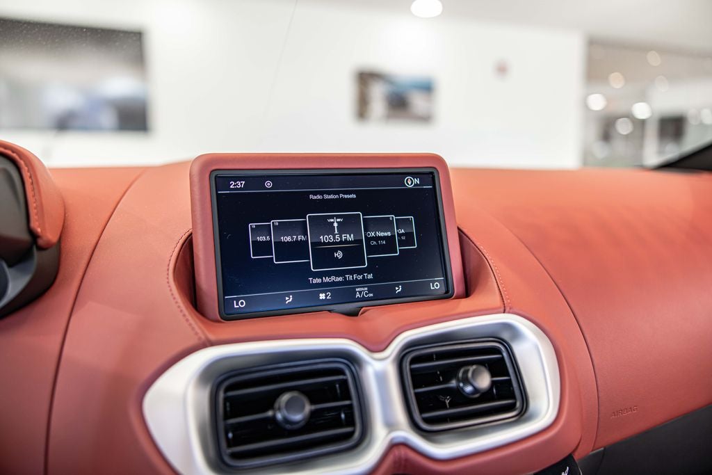 2023 Aston Martin Vantage v8