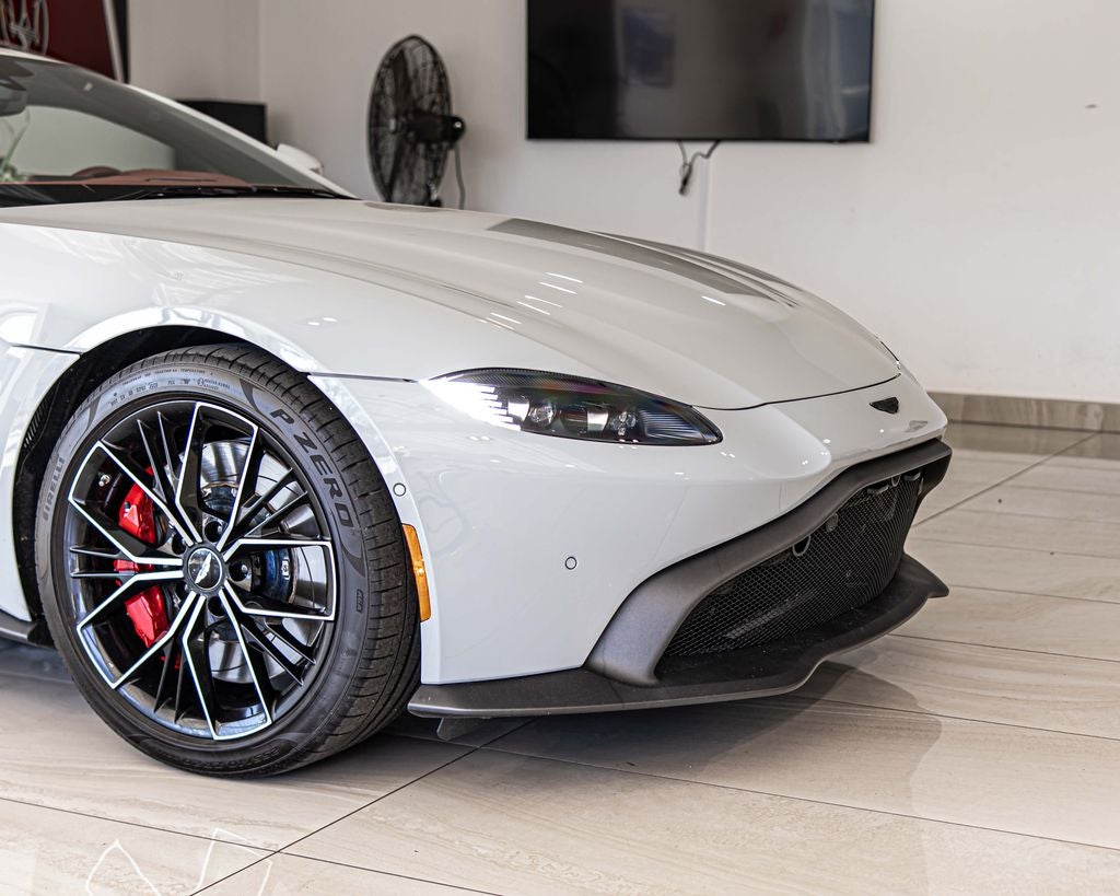2023 Aston Martin Vantage v8
