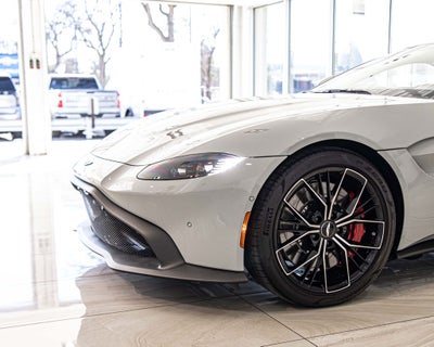 2023 Aston Martin Vantage v8