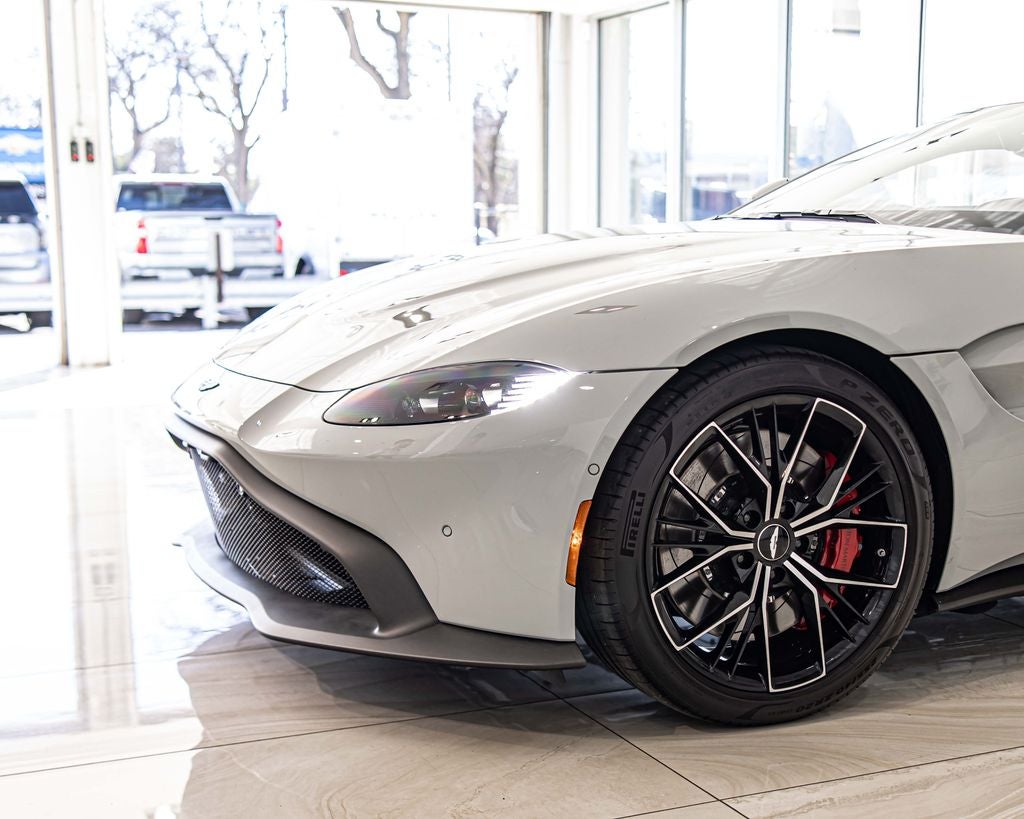 2023 Aston Martin Vantage v8