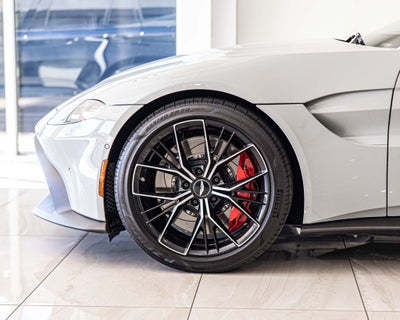 2023 Aston Martin Vantage v8