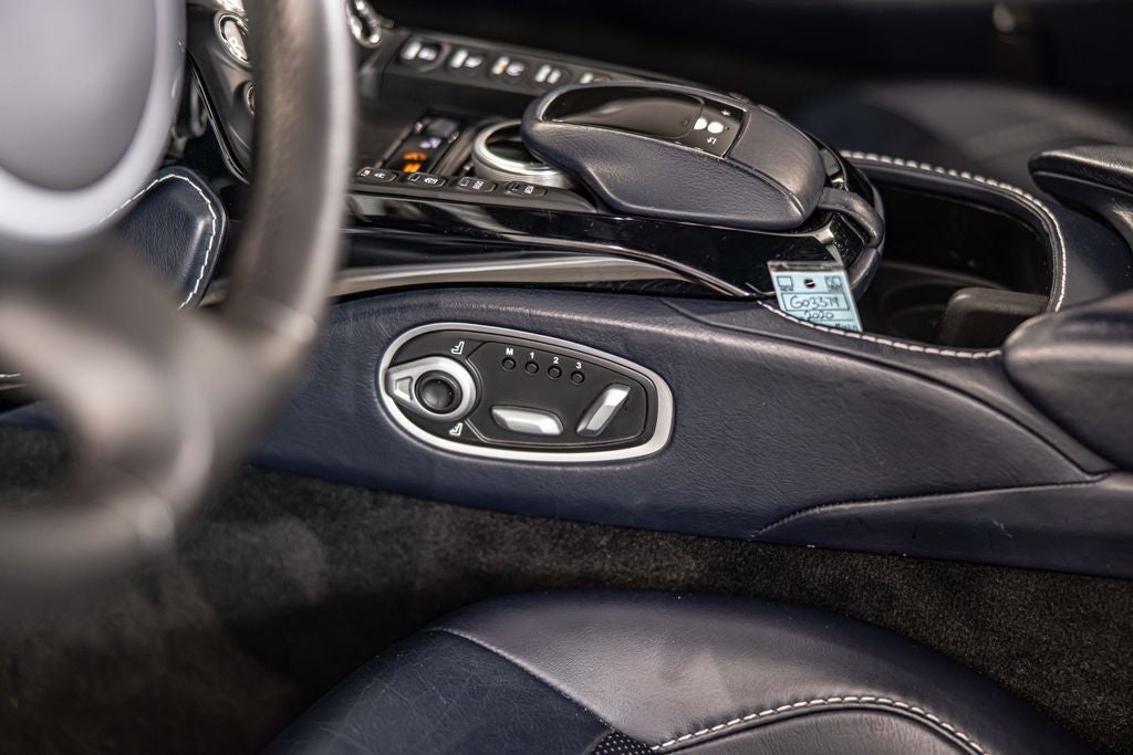 2020 Aston Martin Vantage Base