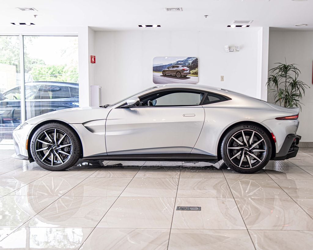 2020 Aston Martin Vantage Base
