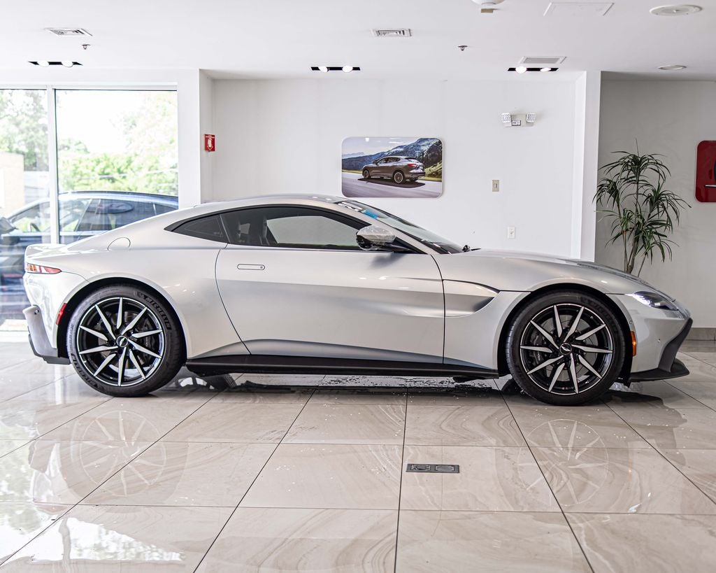 2020 Aston Martin Vantage Base