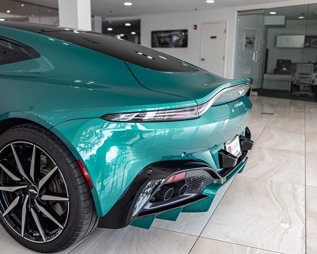 2020 Aston Martin Vantage Base
