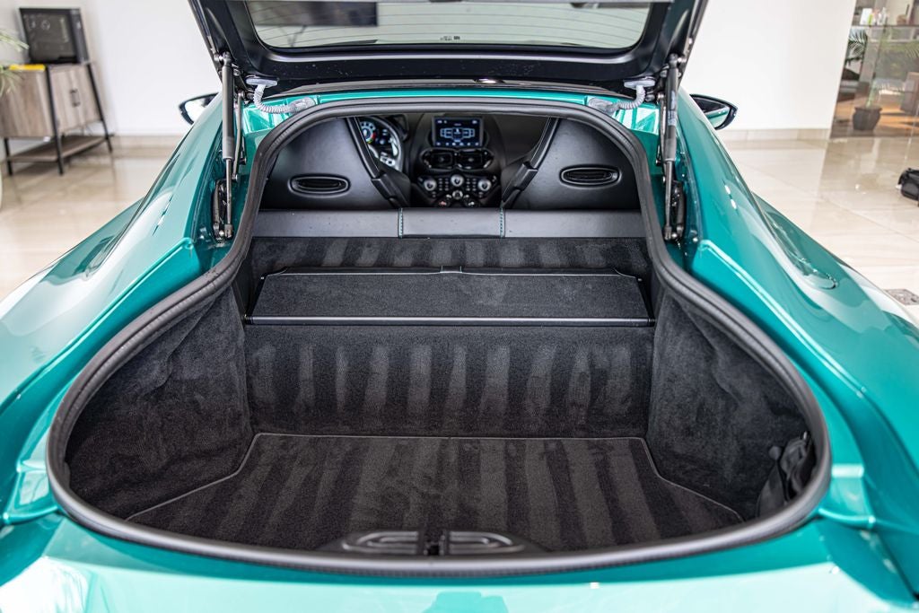 2020 Aston Martin Vantage Base