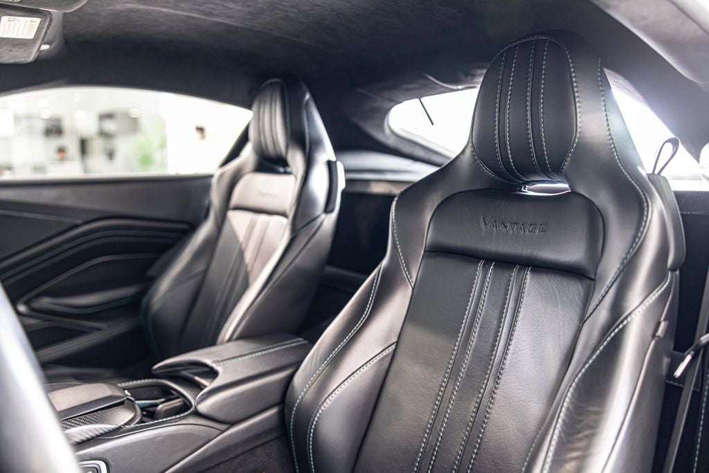 2020 Aston Martin Vantage Base